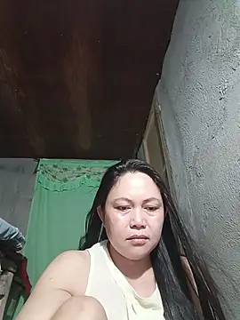 Snapshot of hotpinay_45 chatting on May 28, 8:17 pm hotpinay 45 online show from May 28, 8:17 pm
