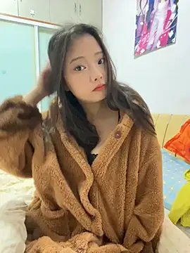 Snapshot of BIGBABYYEYE chatting on February 8, 9:23 am BIGBABYYEYE online show from February 8, 9:23 am