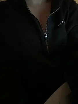 Snapshot of Sara0202 chatting on February 23, 8:50 pm Sara0202 online show from February 23, 8:50 pm