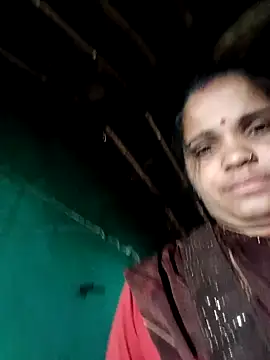 Snapshot of Babli_sharma chatting on May 13, 2:53 am Babli sharma online show from May 13, 2:53 am