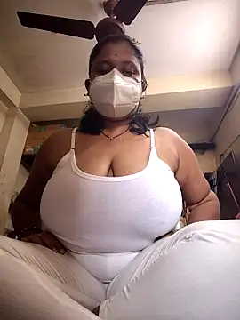 Curvy Trisha online show from February 6, 5:23 am