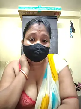 Snapshot of Curvy_Trisha chatting on June 11, 5:05 am Curvy Trisha online show from June 11, 5:05 am