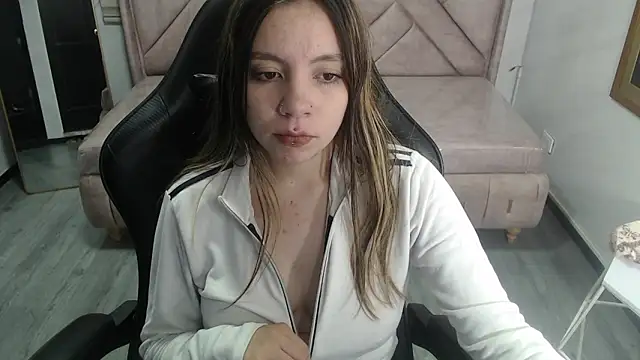 Snapshot of Eco_deluna_v chatting on February 27, 1:11 pm Eco deluna v online show from February 27, 1:11 pm