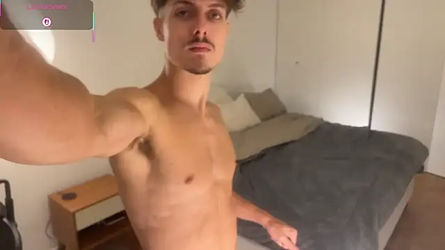 Snapshot of vitoraugustoxxx chatting on February 3, 11:54 pm vitoraugustoxxx online show from February 3, 11:54 pm