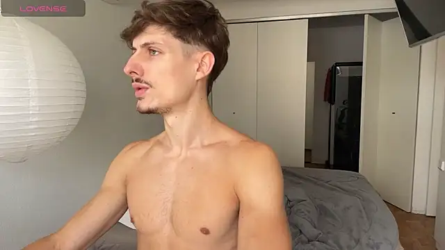 Snapshot of vitoraugustoxxx chatting on February 11, 1:16 pm vitoraugustoxxx online show from February 11, 1:16 pm