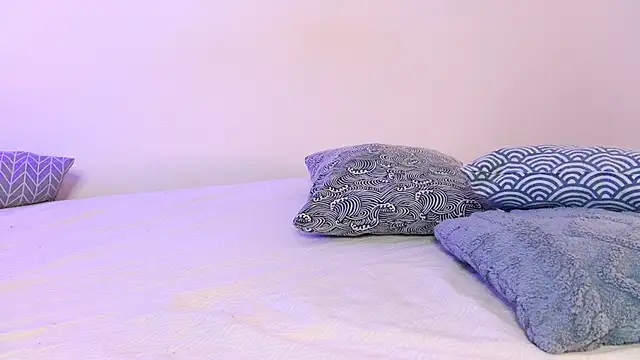 Luvtosin663 online show from April 17, 3:04 pm