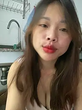 Snapshot of Emxinhka1 chatting on July 23, 4:54 am Emxinhka1 online show from July 23, 4:54 am