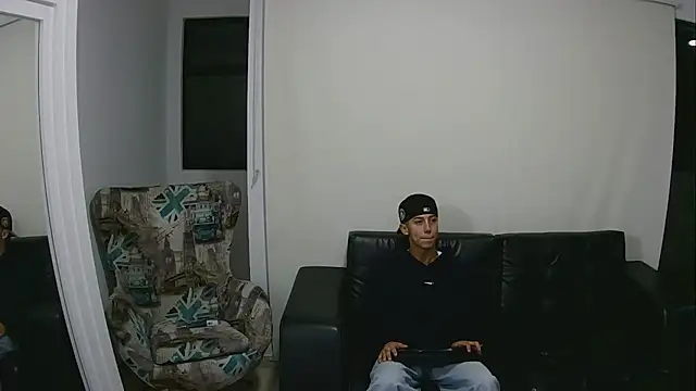 Matt Jonnes online show from February 7, 3:32 am