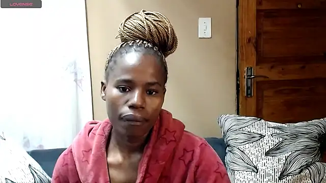 Snapshot of AppleAsss chatting on July 11, 8:55 pm AppleAsss online show from July 11, 8:55 pm