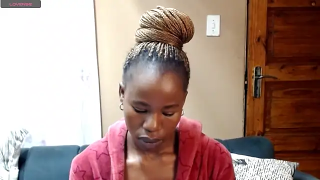 Snapshot of AppleAsss chatting on July 29, 2:21 am AppleAsss online show from July 29, 2:21 am