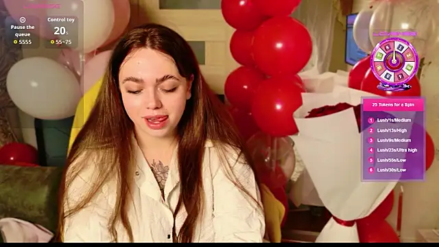 AliraX online show from February 15, 7:43 pm