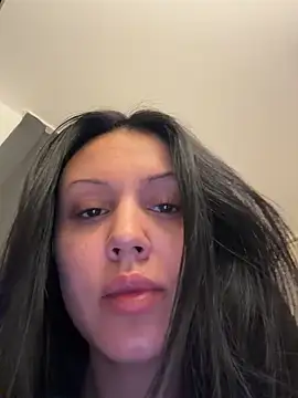 Snapshot of lorry6 chatting on February 27, 8:03 am lorry6 online show from February 27, 8:03 am