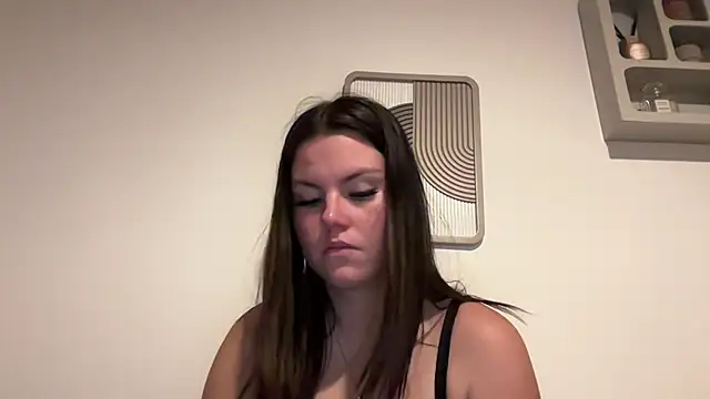 Snapshot of kiaraaaa75 chatting on February 2, 5:11 pm kiaraaaa75 online show from February 2, 5:11 pm