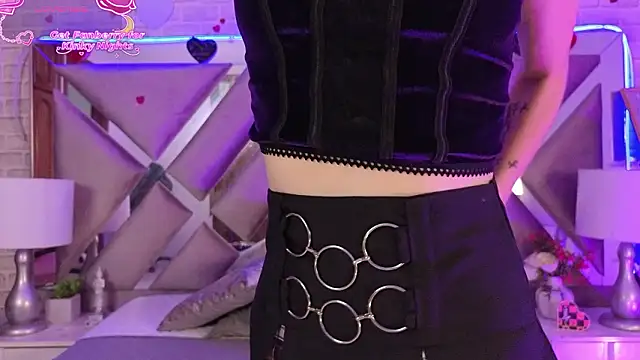 HarperrWest online show from February 23, 8:28 pm