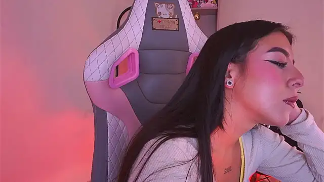 mavi boo online show from February 11, 9:09 pm