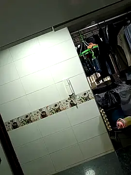 maynor 1998 online show from March 8, 2:10 pm