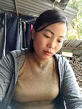 Ella-aa online show from March 10, 5:56 am