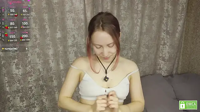 Snapshot of Cutie_Ellis chatting on February 23, 10:01 am Cutie Ellis online show from February 23, 10:01 am