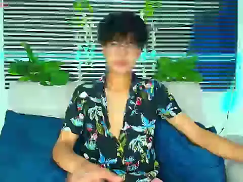 Snapshot of ThiiagoSaeenz chatting on February 4, 2:23 pm ThiiagoSaeenz online show from February 4, 2:23 pm