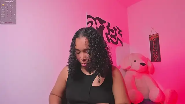 Nia13 online show from February 13, 5:25 am