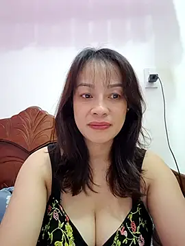 Snapshot of Baby-bigboobs2026 chatting on June 25, 8:13 pm Baby-bigboobs2026 online show from June 25, 8:13 pm