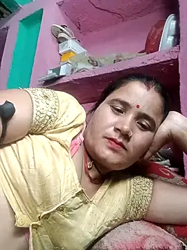 Snapshot of Sangam_rathor chatting on April 18, 3:27 pm Sangam rathor online show from April 18, 3:27 pm
