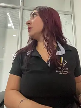 Snapshot of Nahomy_Benett chatting on March 1, 11:34 am Nahomy Benett online show from March 1, 11:34 am