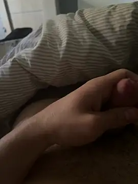 Snapshot of magicdickx21 chatting on April 9, 11:04 am magicdickx21 online show from April 9, 11:04 am
