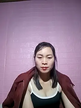 Snapshot of Weygt_thest chatting on February 9, 10:19 am Weygt thest online show from February 9, 10:19 am