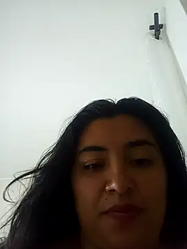 Snapshot of KatalynaSweet chatting on March 21, 8:19 am KatalynaSweet online show from March 21, 8:19 am