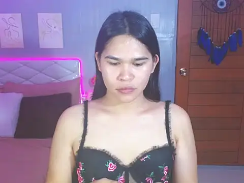 alianabrooks online show from February 8, 3:59 pm