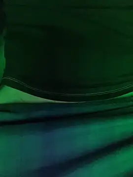 Snapshot of baaller chatting on April 6, 11:16 pm baaller online show from April 6, 11:16 pm