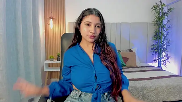 Victoria Rosee online show from May 9, 12:54 pm