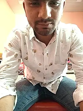 Darkintrovert online show from February 17, 9:28 am