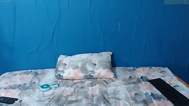 Snapshot of Tallatoya2026 chatting on February 3, 6:57 pm Tallatoya2026 online show from February 3, 6:57 pm