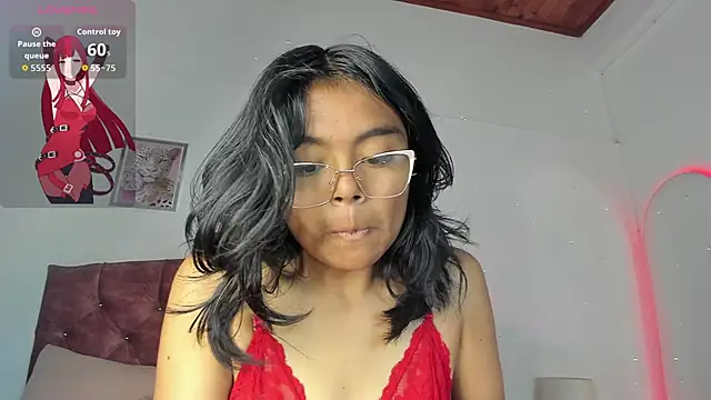 luna velveth online show from March 30, 10:27 am