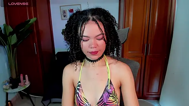 Monic Bellucci online show from February 27, 3:12 pm