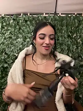 Snapshot of Valery_pink18 chatting on March 3, 12:17 am Valery pink18 online show from March 3, 12:17 am