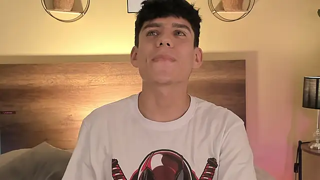 Angel eros  online show from February 6, 5:23 am