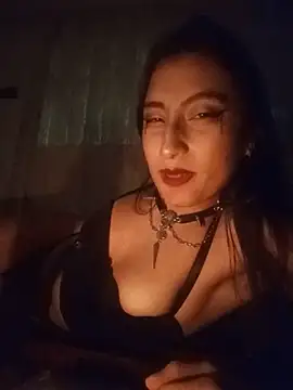 Snapshot of _Angel_Dark chatting on June 14, 2:24 am Angel Dark online show from June 14, 2:24 am