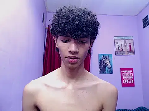 bigcock twinks online show from March 24, 11:10 pm