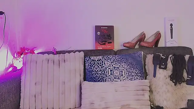 Angela mature49 online show from April 8, 3:06 am