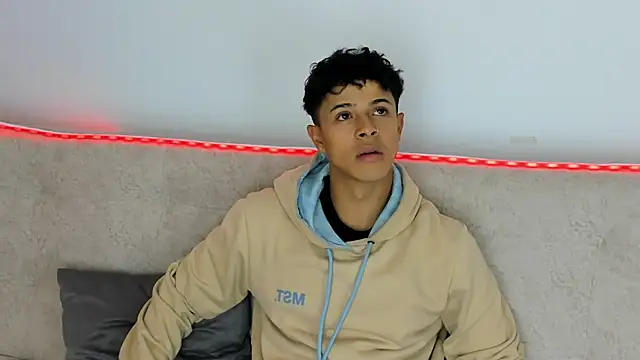 Snapshot of _Alex_Colton chatting on March 2, 10:16 pm Alex Colton online show from March 2, 10:16 pm