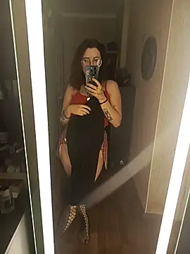 Snapshot of Persefoha chatting on February 7, 10:08 am Persefoha online show from February 7, 10:08 am