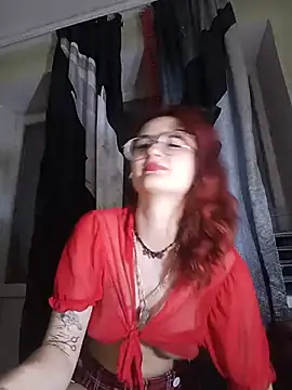 Snapshot of Persefoha chatting on July 12, 6:54 pm Persefoha online show from July 12, 6:54 pm