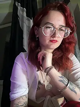 Snapshot of Persefoha chatting on July 25, 6:49 pm Persefoha online show from July 25, 6:49 pm