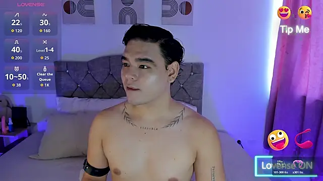Snapshot of NoahVance chatting on March 11, 3:07 pm NoahVance online show from March 11, 3:07 pm