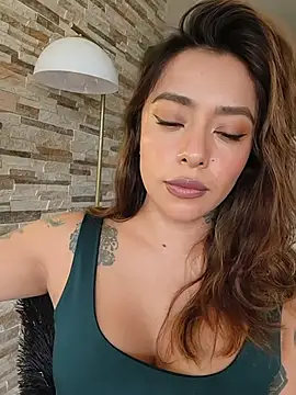 Snapshot of foxxy_lover chatting on July 1, 6:18 pm foxxy lover online show from July 1, 6:18 pm