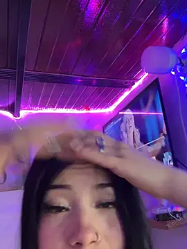 violettahotass online show from February 2, 7:01 pm