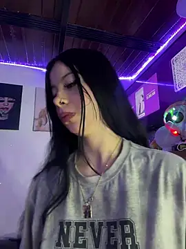 violettahotass online show from February 18, 2:35 pm